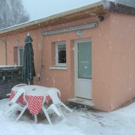 شقة Le Coin Tranquille Au Pied Du Puy De Dome بونجيبو المظهر الخارجي الصورة