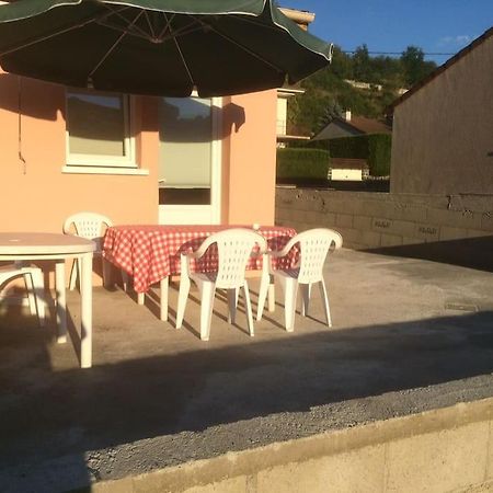 شقة Le Coin Tranquille Au Pied Du Puy De Dome بونجيبو المظهر الخارجي الصورة